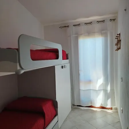 Ferienhaus Con Giardino Centro San Teodoro (Sardinia)